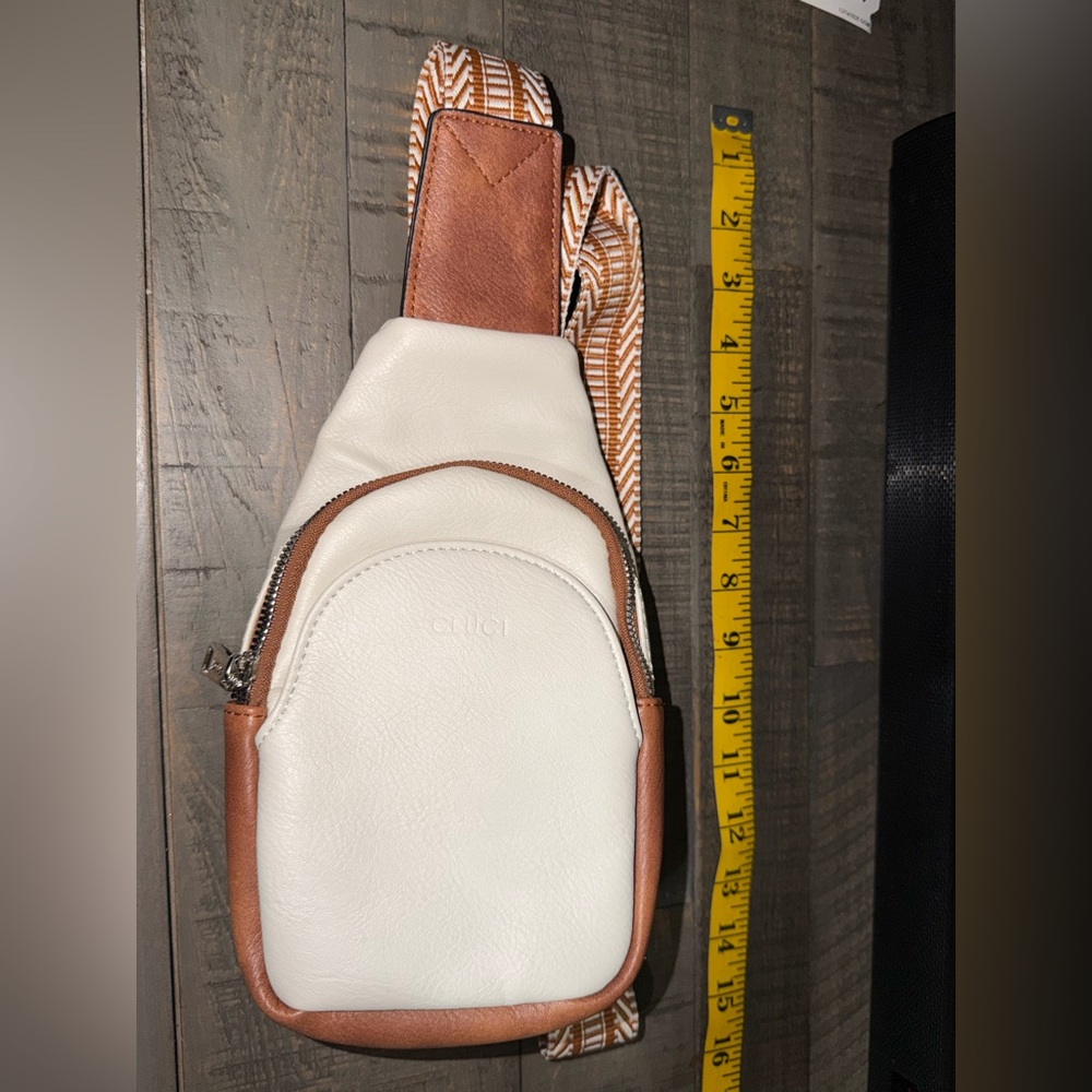 CLUCI Cream and Brown cross body bag,‎ backpack